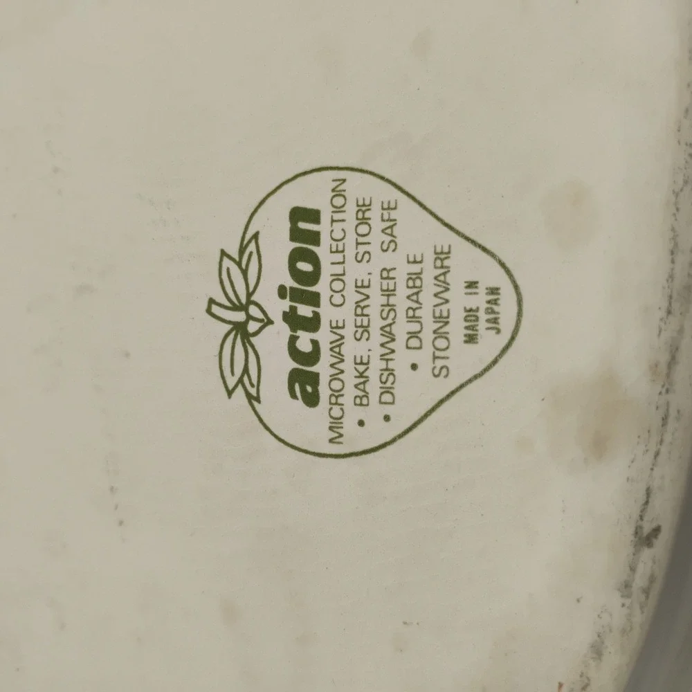 Action Vintage Strawberry‎ Stoneware Divided Platter Ovenware CottageCore Japan
